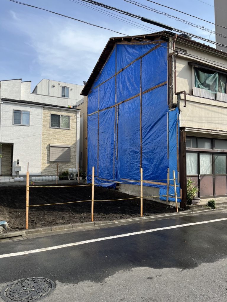 墨田区　木造二階建て切り離し　解体